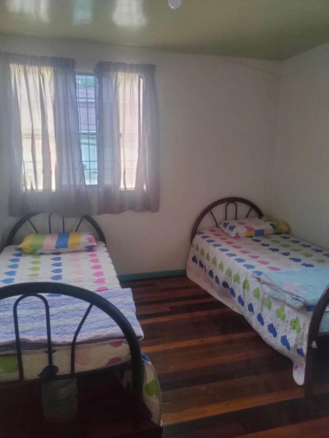 Mak Homestay Upstairs With 5 Bedrooms Kampong Kundassan Exterior foto